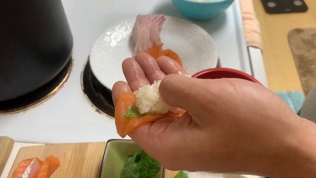 Sushi! Sushi! Sushi! Routine How to make sushi at home By Origami Foods