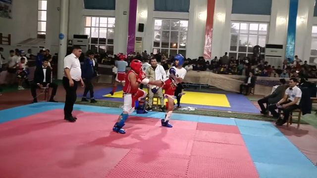 Шохжахон Абдукодиров синий угол. Чемпионат Узбекистана по кикбоксингу 2022