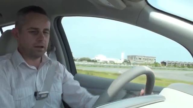 Nissan Leaf  2010 | First Drive | Family Car | Drive.com.au