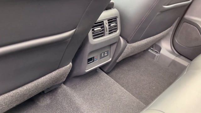 США Цены Сколько стоит новый Автомобиль NISSAN ROGUE 2021 в Америке
