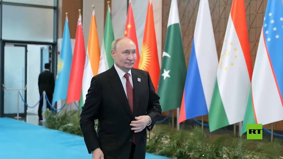 بوتين يصل قصر الاستقلال في أستانا للمشاركة في قمة منظمة شنغهاي للتعاون
