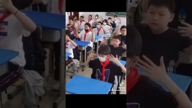 Thư giãn vui vẻ  - Lan Mẫu 2