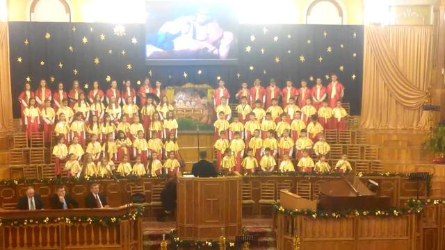 В вышине небесной ангельская песнь звучит