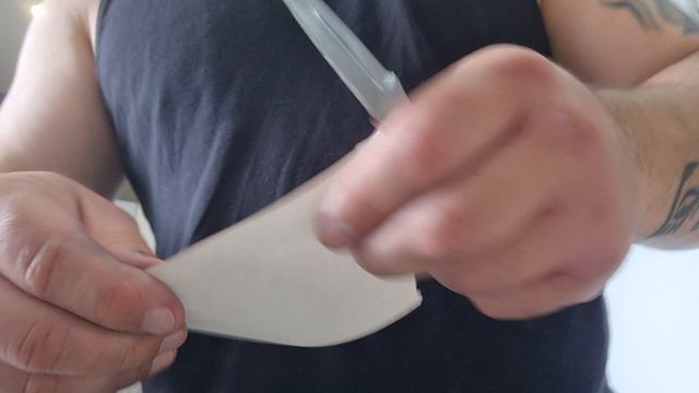 Заточен нож Кизляр