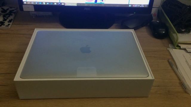 MacBook Pro 13" (No Touchbar) - UNBOXING!!!