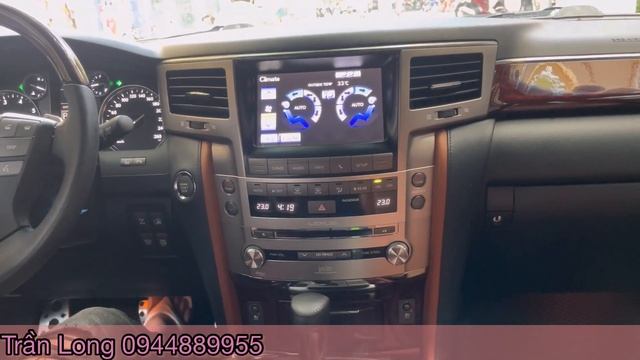 Hàng sưu tầm ! Lexus LX570 2015 chính chủ sử dụng , giữ quá mới còn nguyên nilon ,như mới tinh !