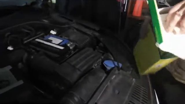 Замена воздушного фильтра VW Тигуан