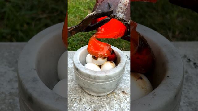 1500°C Lava Vs Eggs