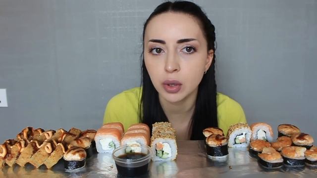 НЕМНОГО ОТКРОВЕНИЙ ❤️ Роллы Mukbang Ayka Emilly 🌸