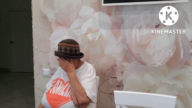 Мама насмотрелась видео ! Хочет тоже продавать я отговариваю