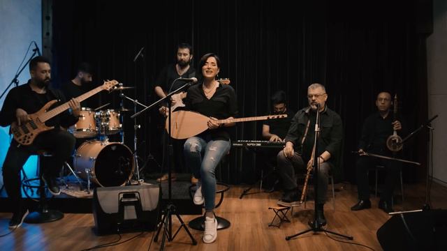 Özlem Özdil - Kan Çiçekleri
