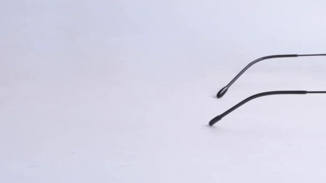 Classical beta-titanium rimless optical frame