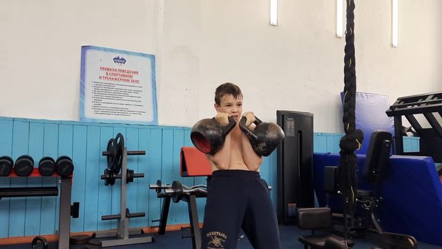 Ратибор Ялатов. 12 лет - #грекоримскаяборьба. Гири по 16 кг