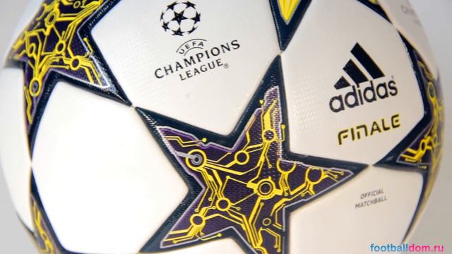 Мяч Лиги Чемпионов сезона 2012-2013 - Adidas finale 12