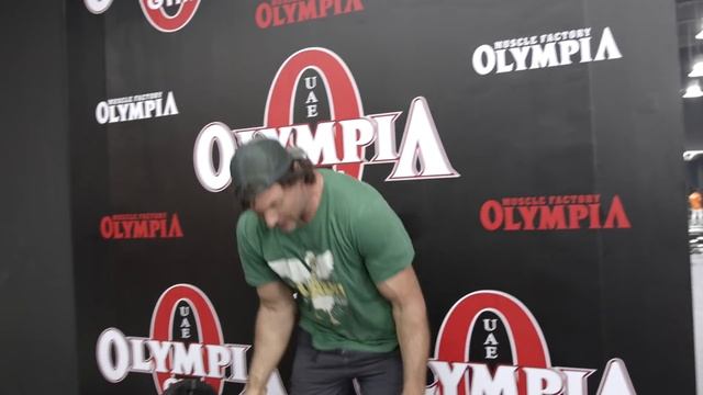 WHAT CAN THE WORLD'S BEST ARM WRESTLER STRICT CURL? ftr BLESSING, DEVON, ANDREW AND LARRY