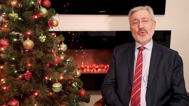 Поздравление с Новым годом от директора ФГБУ "СПб НИИФ", профессора Яблонского П.К.