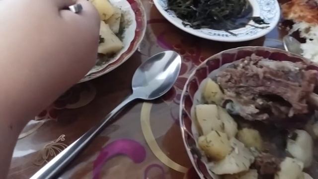 МОЛОДАЯ КАРТОШЕЧКА С ГОВЯЖЬИМИ РЕБРЫШКАМИ???