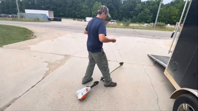 How to string a Stihl AutoCut C 26-2 Trimmer Head.
