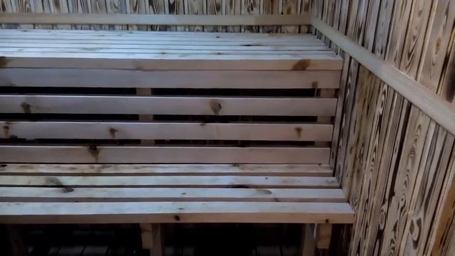 Баня год спустя после постройки