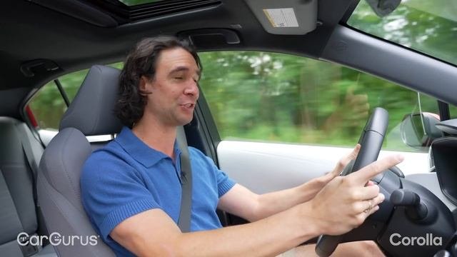 Toyota Corolla Hybrid vs Toyota Prius