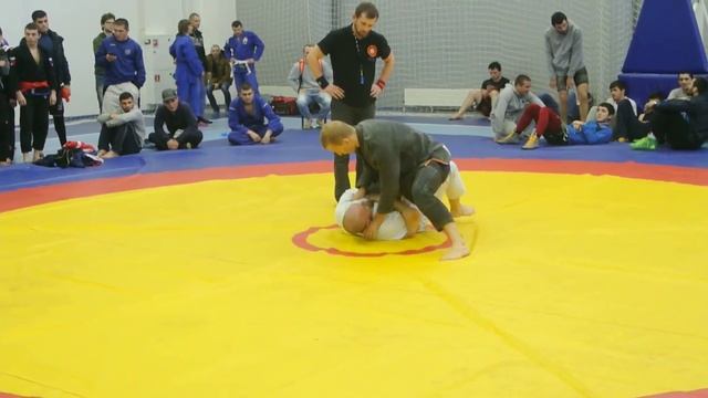 Чемпионат Спб по Грепплингу 2017  Ги 77 кг 1 4 финала Луковкин Александр   Петров Иван