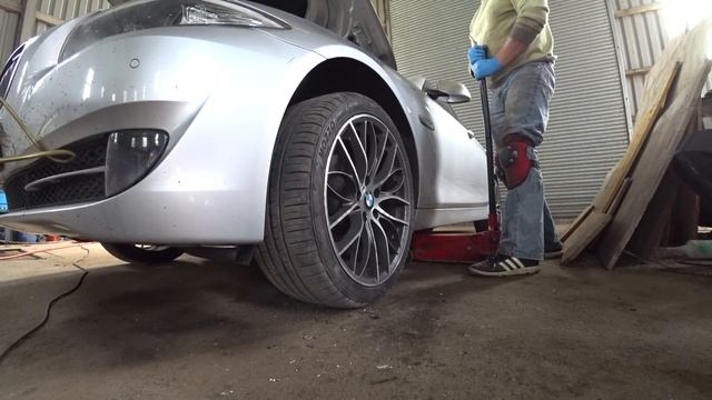 ЗАМЕНА КОЛОДОК НА BMW F10/КАКУЮ МАШИНУ КУПИТЬ?