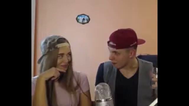 МАЦОНИ ПОЦЕЛОВАЛ ДЕВУШКУ В ЧАТРУЛЕТКЕ