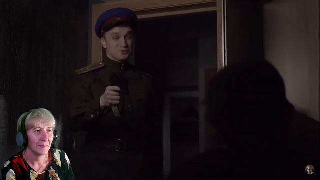 БАБУШКА СМОТРИТ Готовлю "Коммунистический суп" // Реакция на Игорь Линк