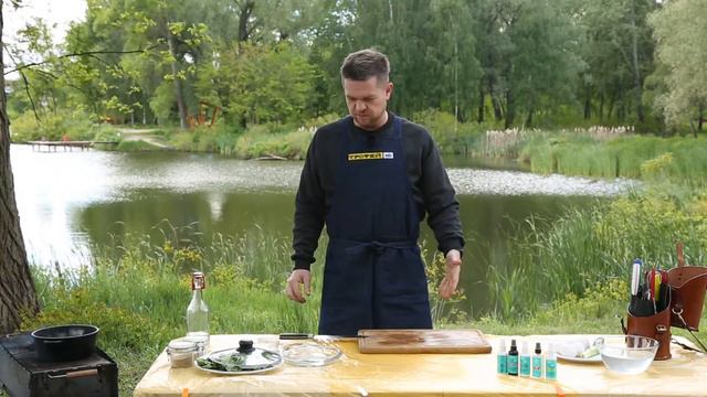 Зелений Борщ з Копченостями | Готуємо на Природі №146