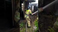 В Горловке сотрудники МЧС России ликвидировали пожар на территории частного дома