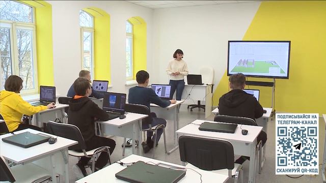 Начались поставки нового современного компьютерного оборудования в вологодские школы