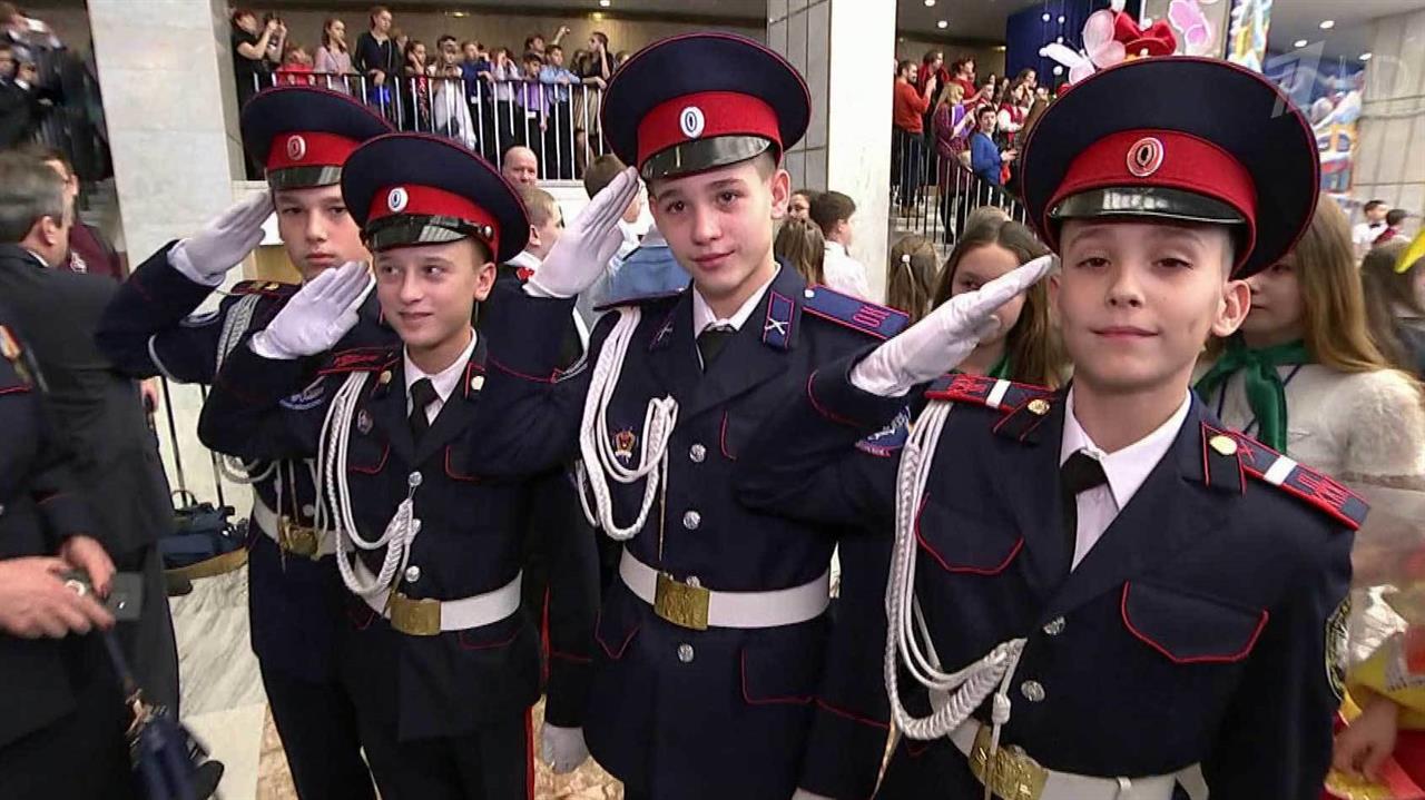 Дети со всей России побывали на Елке в Кремле