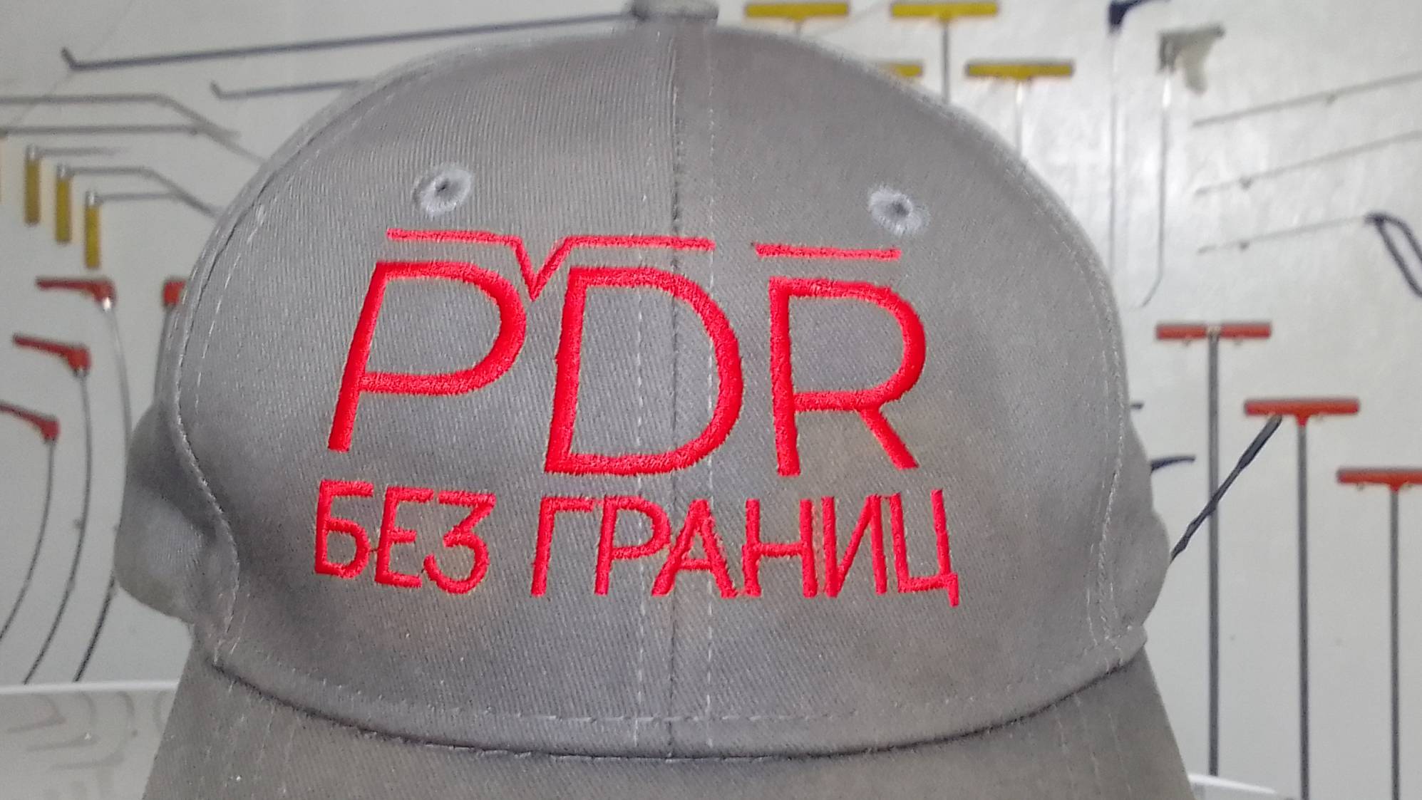 Ремонт переднего крыла на Джили.