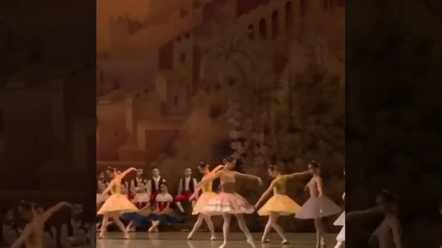 Выпускной АРБ им А. Вагановой. традиционный праздник молодости, грации, красоты и страсти.
