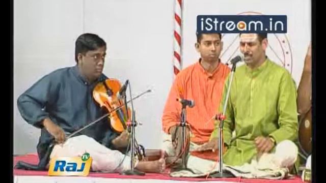 Watch Malladi Bros sing at Chennaiyil Thiruvaiyaru show - Part 10
