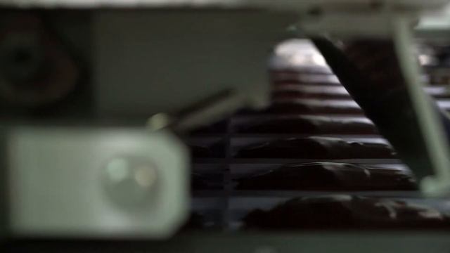 Как делают плиточный шоколад?