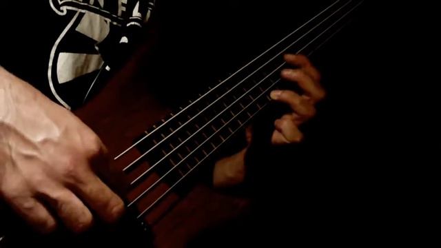 Yesterday (The Beatles) - solo bass cover