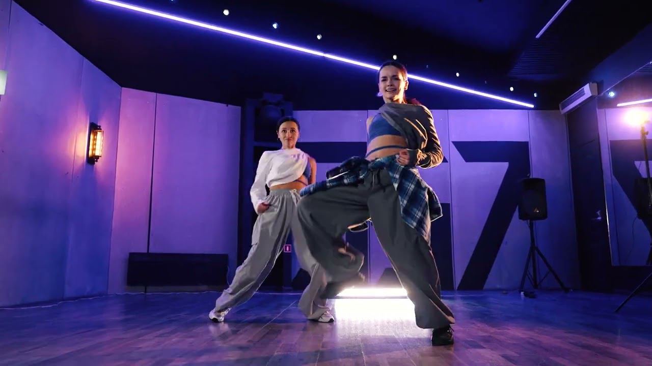 M357 DAILY: Reggaeton - Alexandra Averyanova