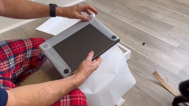 Unboxing MacBook Pro - m3 Pro - Space Black