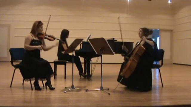 Mira Piano Trio - Arensky Piano Trio No 1. -  3 mov. Elegie