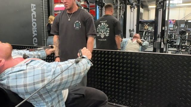 Chasing Olympia #12 - Chest and Delts with Sammy