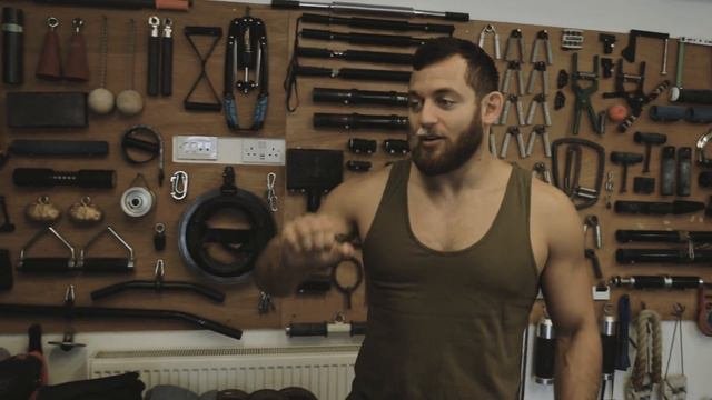 GARAGE GORILLAS TRAILER -  DANIEL STRAUSS AKA. THE RASPBERRY APE
