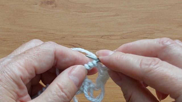 "Бабочки в сердце " Красивый ажурный узор спицами для женской кофточки.