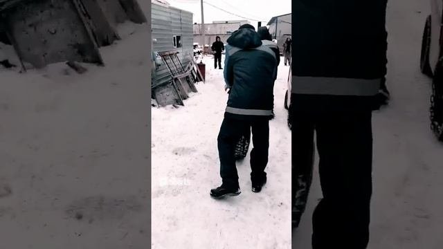 едит катится