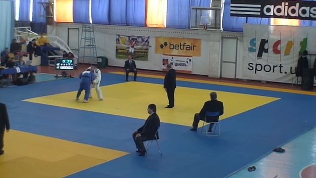 ЧУ 20 Киев 2012  Межиев Харибава