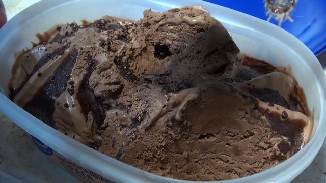 Мороженое с бисквитом "Шоколадная Прага" 48 Копеек