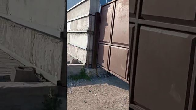 В Мариуполе украли тротуар!