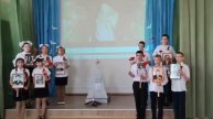 Инсценировка в школе на 9 мая военной песни "Мы уходили на войну" г.Баку Азербайджан