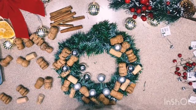 DIY. Переделка новогоднего венка из Fix Price.