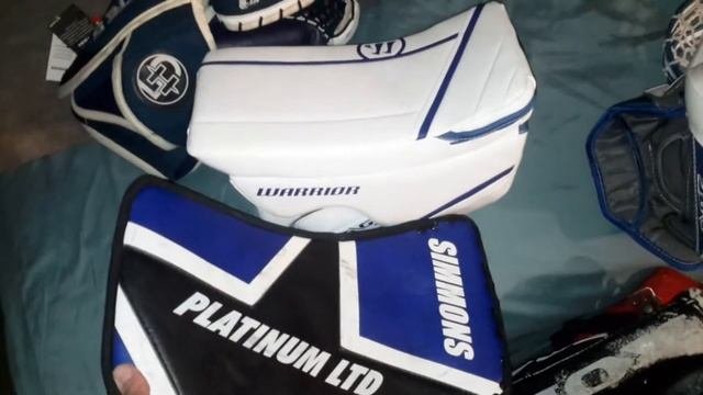 Warrior Ritual V Simmons Heaton Hockey Goalie RGT Sr Blocker  RGT2 Sr Glove Catch OLD V NEW Review